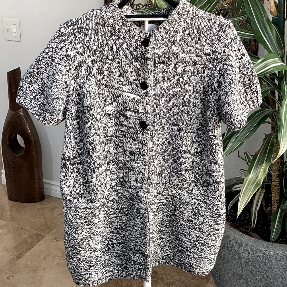 CHARTER CLUB size 1X black and white sweater. I wear a Size M nice & snuggly